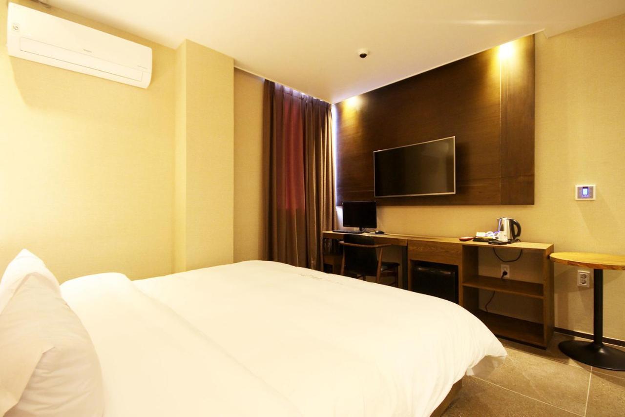 Hotel 38.5 Jinhae Changwon Exterior foto